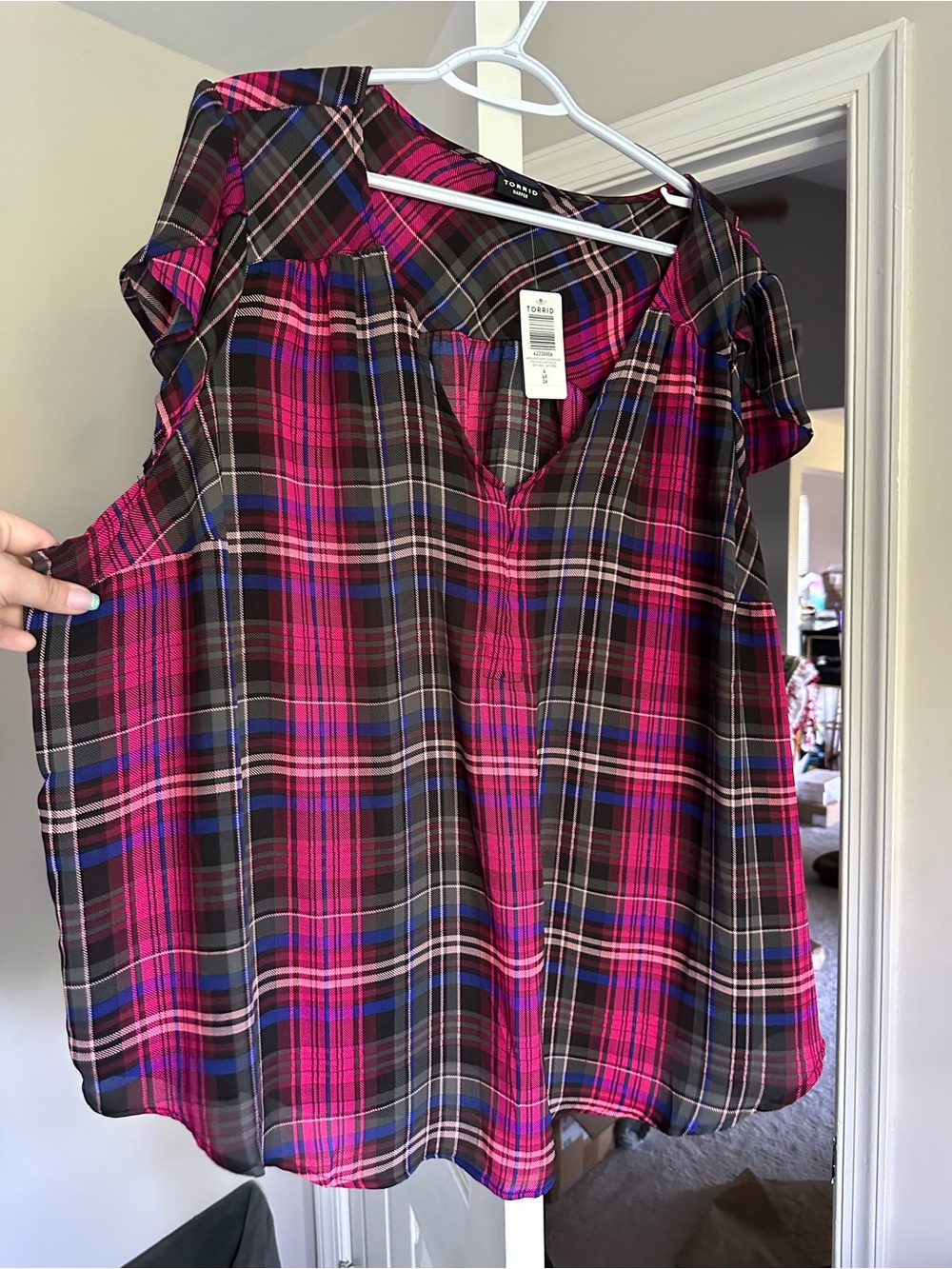 Torrid Harper Georgette Hook-and-Eye Tulip-sleeve blouse, size 4